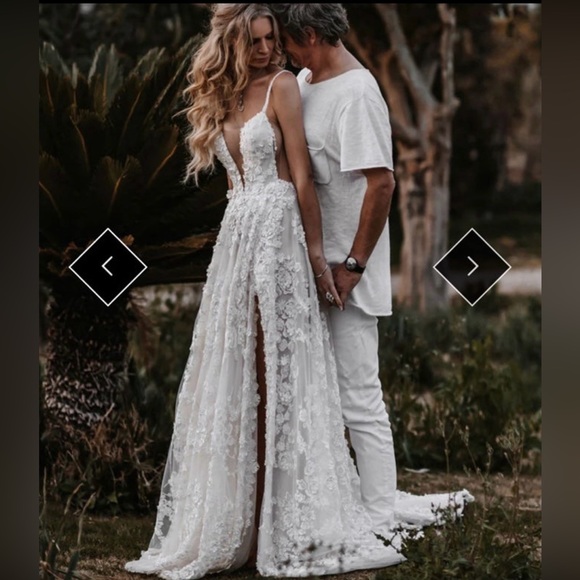 Lace Boho Wedding Dress with Split - Picture 2 of 8